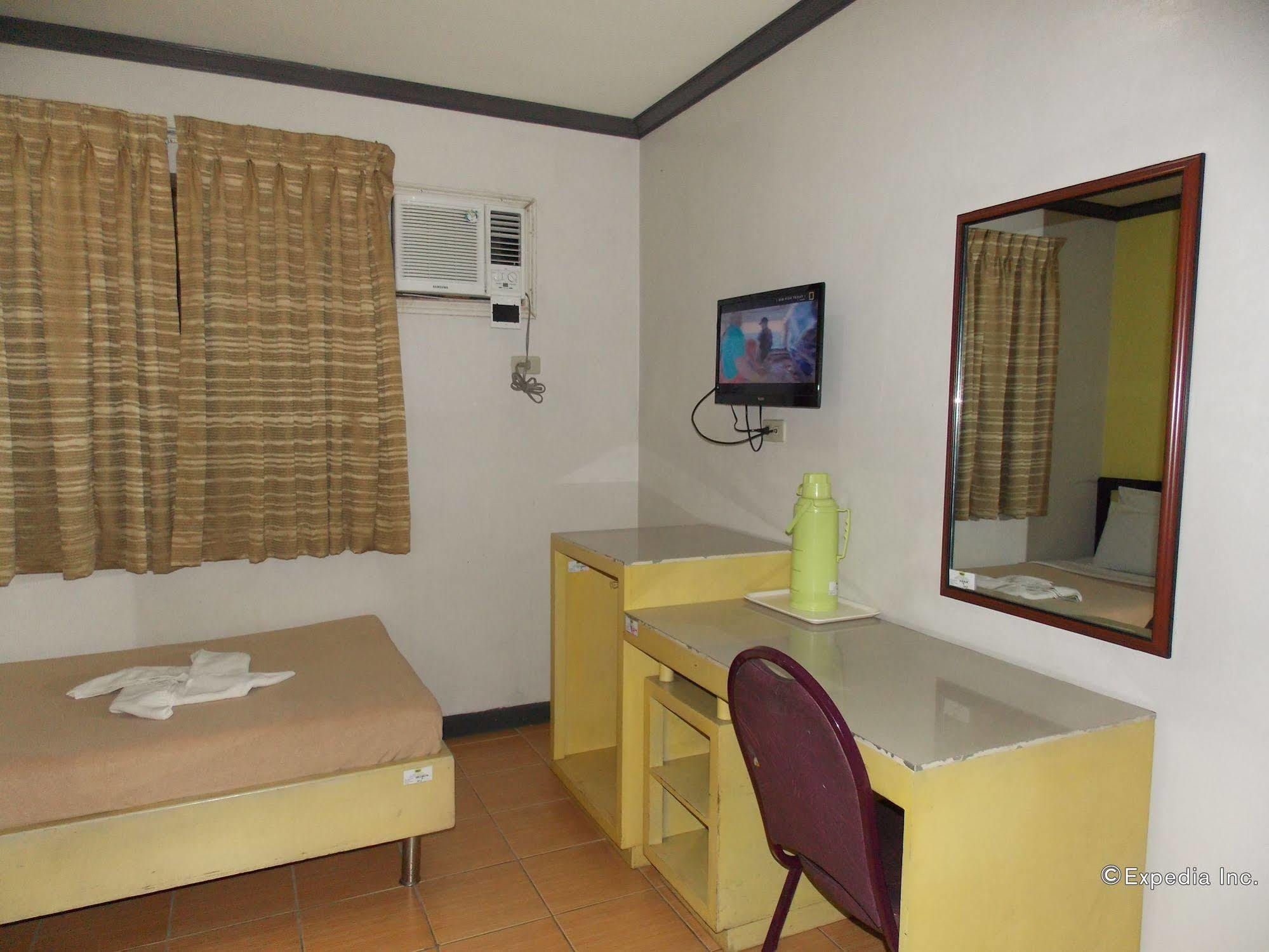 Babuy Riverside Inn מראה חיצוני תמונה